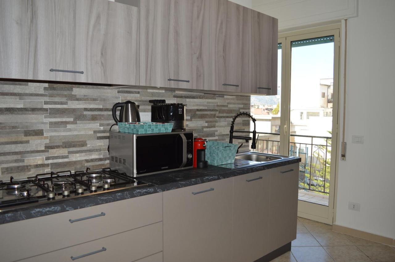 Emerella Guest House Siderno Beach Екстериор снимка