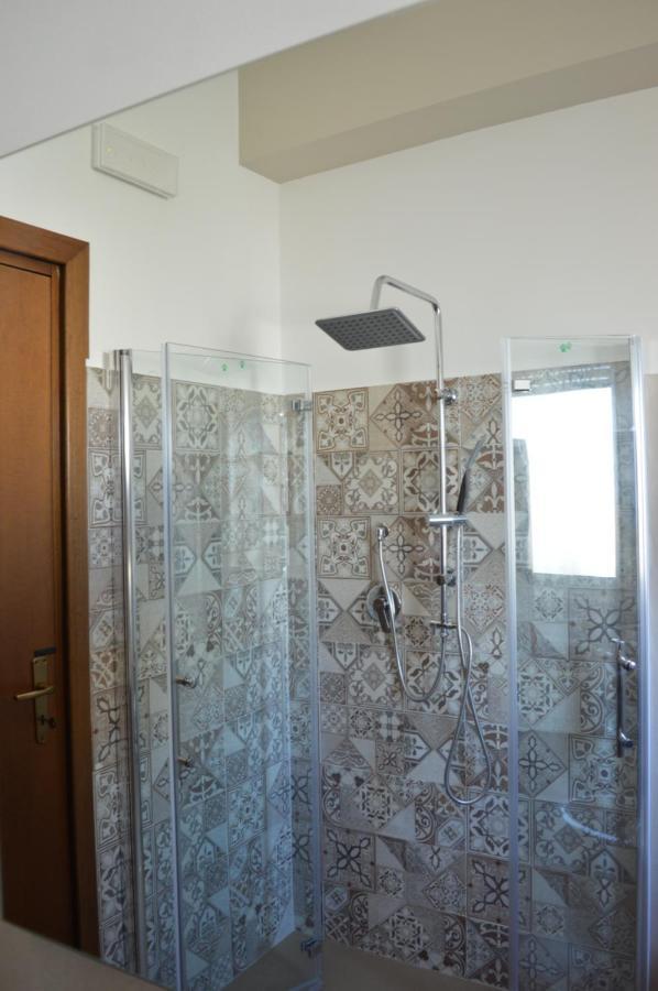 Emerella Guest House Siderno Beach Екстериор снимка