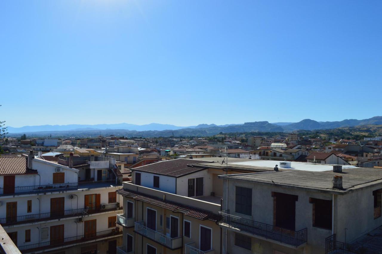 Emerella Guest House Siderno Beach Екстериор снимка