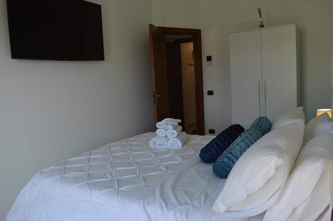 Emerella Guest House Siderno Beach Екстериор снимка